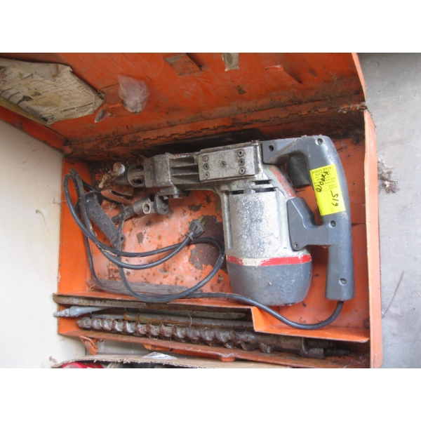 HEAVY DUTY WALTER HAMMER DRILL W/ASST. BITS