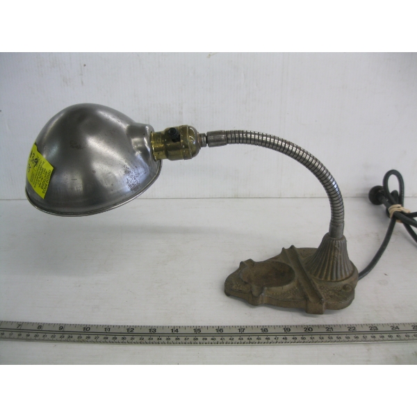 ANTIQUE DESK LAMP