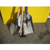 Image 2 : BUNDLE OF GARDEN TOOLS