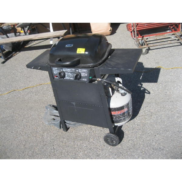 SM. BACKYARD GRILL BBQ W/TANK
