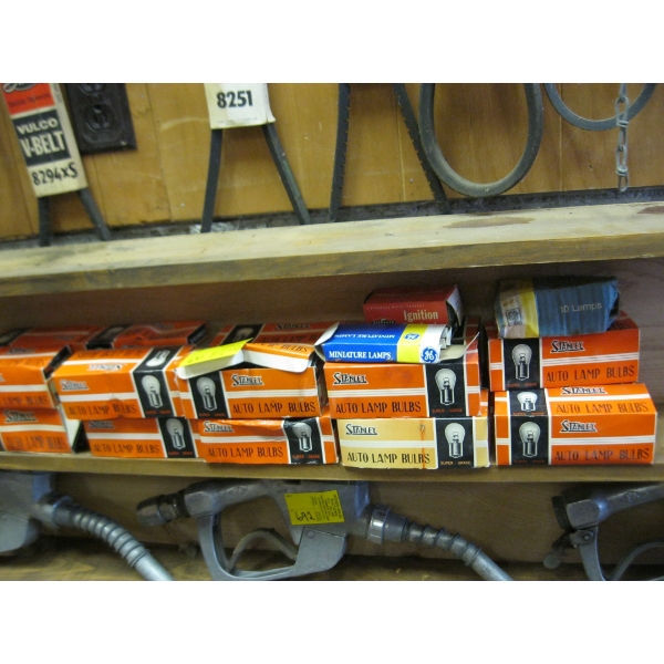 AUTO LAMP BULBS