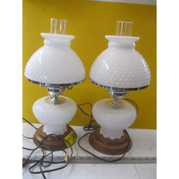 PAIR OF WHITE HOBNAIL WOOD BASED LAMPS