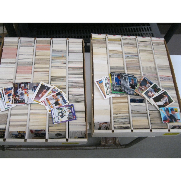 2 BOXES OF SPORTS COLLECTOR CARDS