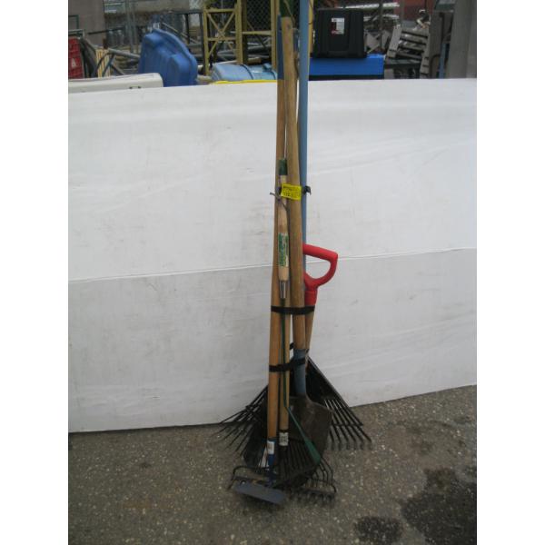 BUNDLE OF ASST. GARDEN TOOLS
