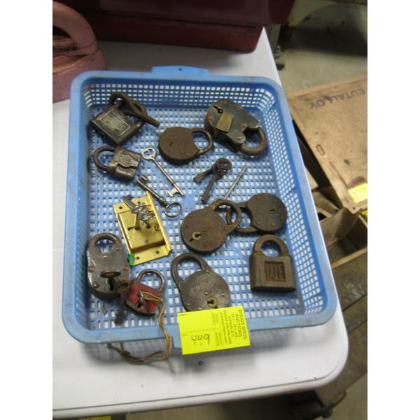 VINTAGE LOCKS