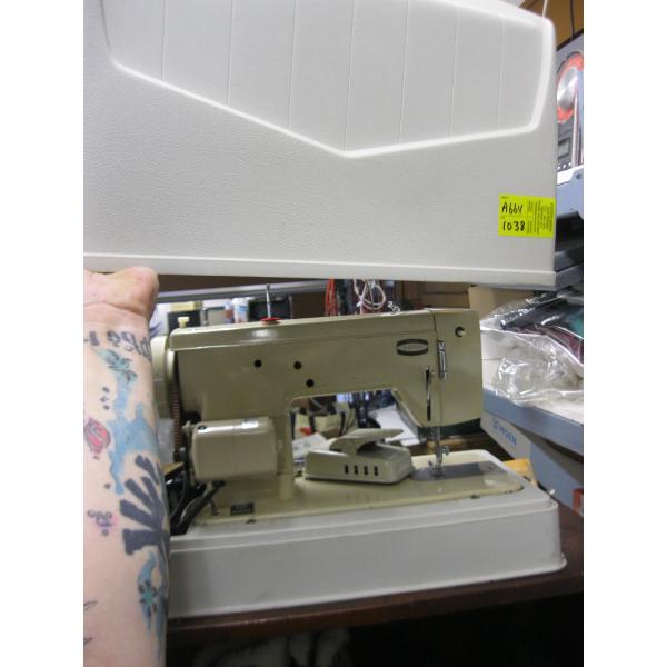 EATON VIKING SEWING MACHINE