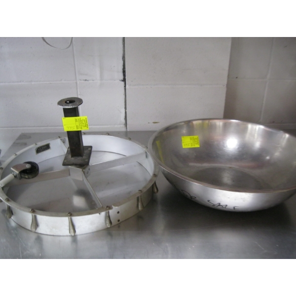 SPINNING ORDER HOLDER & STAINLESS  STEEL BOWL