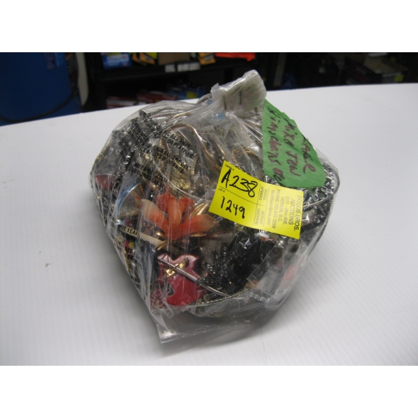 LG. BAG OF COSTUME JEWELLERY