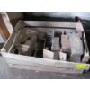 Image 1 : LG. 8" BENCH VISE W/ASST. BRACKETS IN CRATE