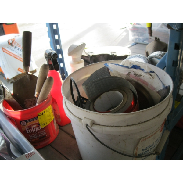 BUCKET W/MISC. TRAILER LIGHTS, REFLECTIVE TAPE, TROWELS, ETC.