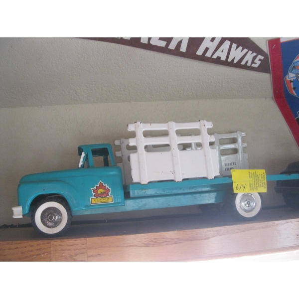 LITTLE BEAVER MADE IN CANADA TIN TRUCK