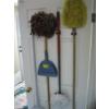 Image 5 : ASST. CLEANING MOPS, BROOMS, EXTENSION HANDLE, ETC.