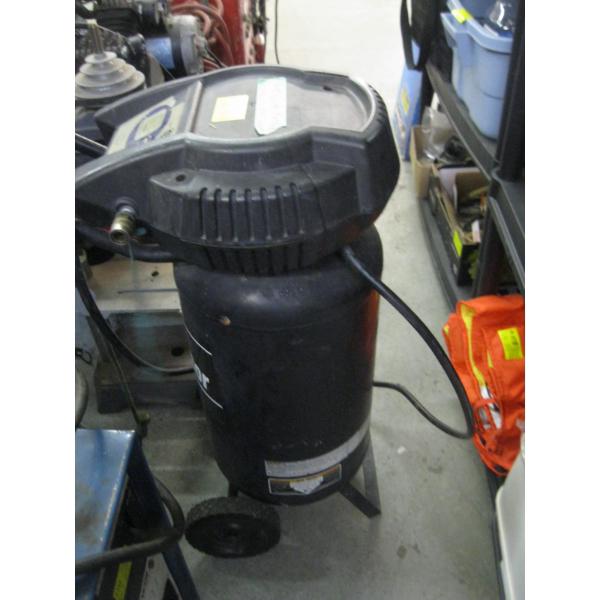 "AS IS" AIR COMPRESSOR, RUNS, BUILDS PRESSURE, ELECTRONICS DON'T WORK