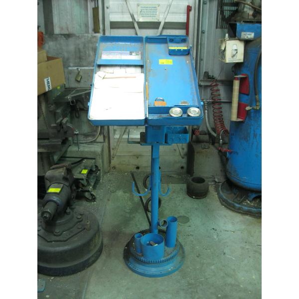 METAL MULTI PURPOSE LOCKING BOX STAND