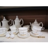 Image 2 : ROYAL ALBERT VAL D'OR BONE CHINA DISHES