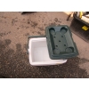 Image 4 : BADMINTON SET & COLEMAN COOLER