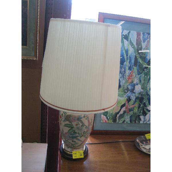 PAIR OF MATCHING TABLE LAMPS