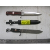 Image 1 : 2 DAGGER TYPE KNIVES