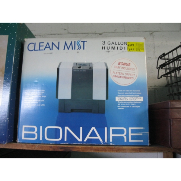 CLEAN MIST HUMIDIFIER