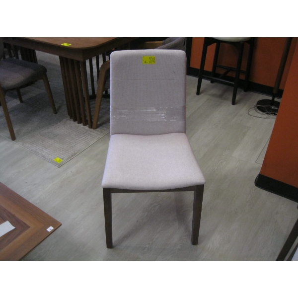 LIGHT COLORED WOOD FRAMED UPHOLSTERED DINING CHAIR