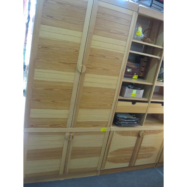 PINE 4 DOOR CABINET