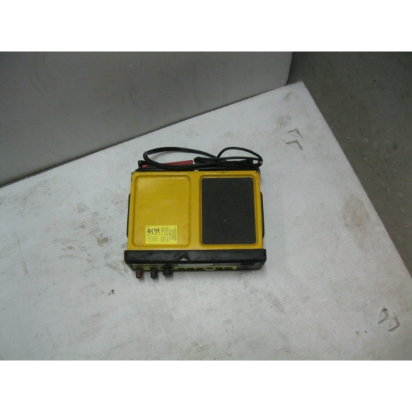 DEWALT 30 AMP BATTERY CHARGER 80AMP ENGINE START