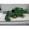 Image 1 : JOHN DEERE DIECAST COMBINE MODEL 9500