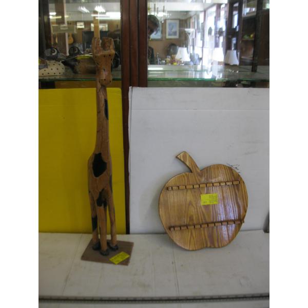 LG. WOODEN GIRAFFE & APPLE SHAPE SPOON HOLDER