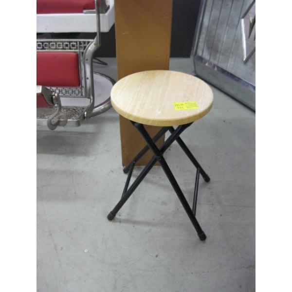 SM. FOLDING STOOL