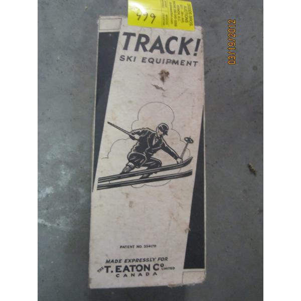 VINTAGE EATON'S SKI BINDING SET IN ORIGINAL BOX
