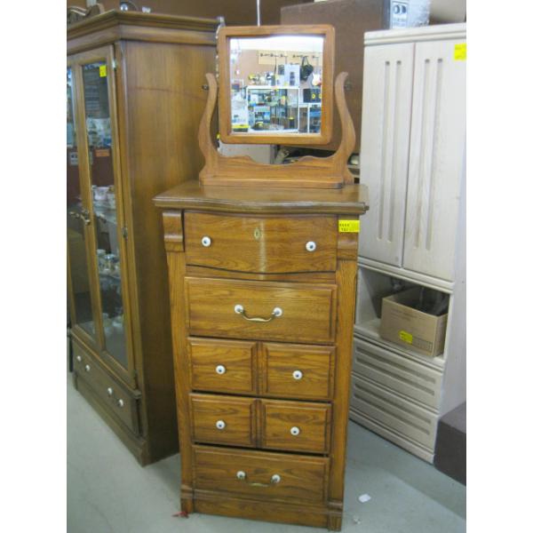 5 DRAWER CHEST OF DRAWERS W/MIRROR