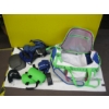 Image 1 : DUFFLE BAG W/KNEE PADS, HATS, ETC.