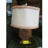 Image 4 : 2 VINTAGE LAMPS