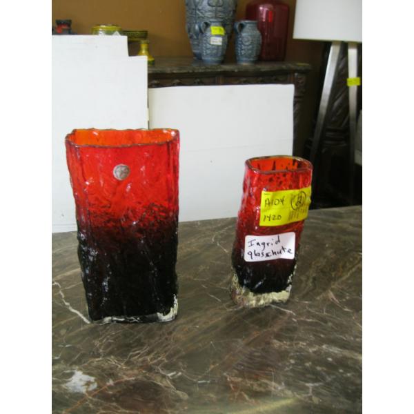 2 INGRID GLASCHUTE VASES
