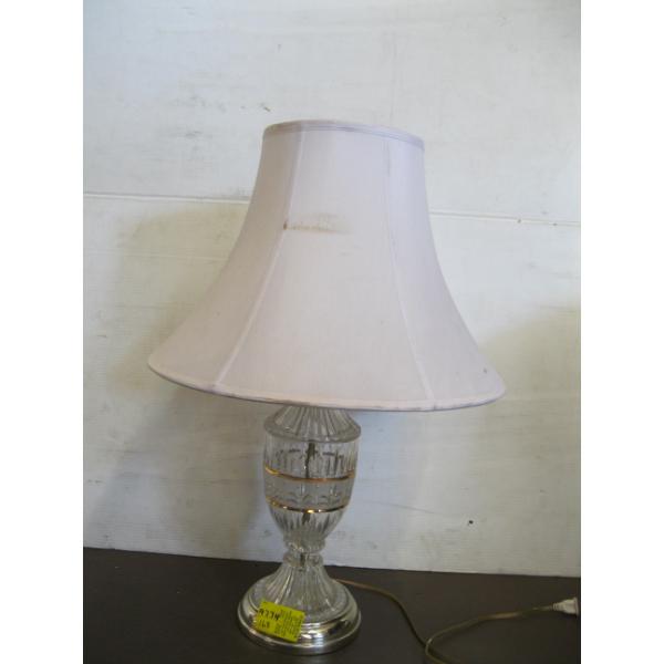 GLASS BASED WHITE SHADE LAMP