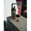 Image 2 : OIL PUMP W/LG. TANK