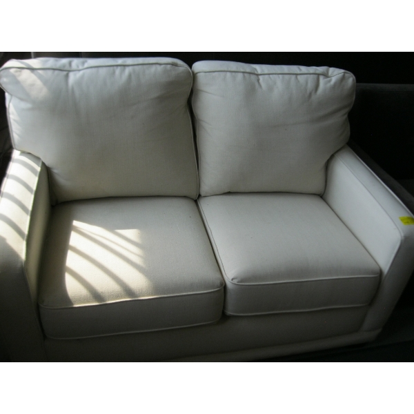 WHITE LOVESEAT