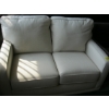 Image 1 : WHITE LOVESEAT