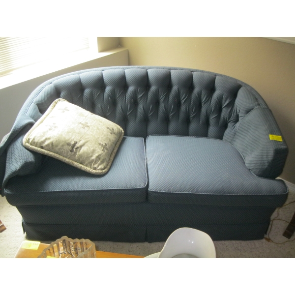 SM. BLUE LOVESEAT W/MATCHING CHAIR