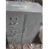 Image 5 : 3 DRAWER FILING CABINET W/SAFE