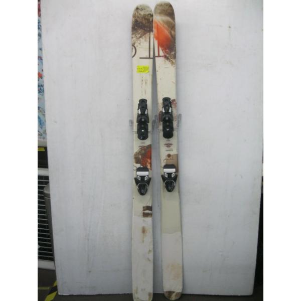 PAIR OF DOWNHILL SKIS
