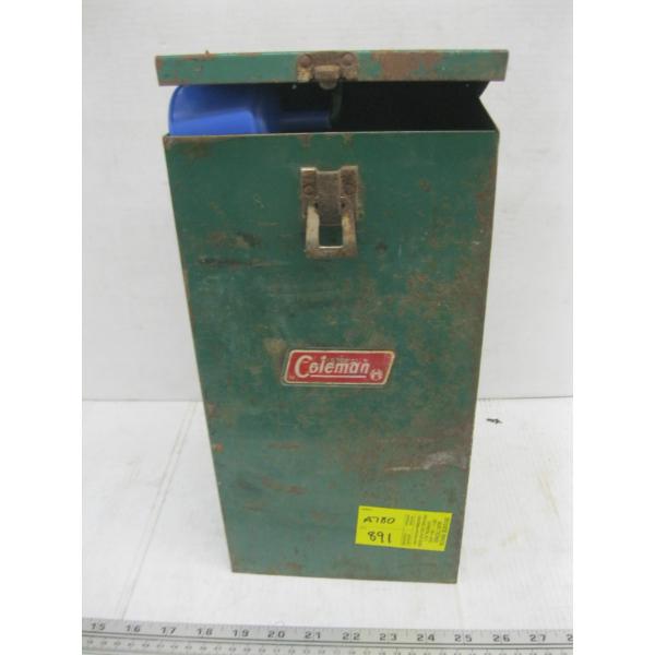 COLEMAN GAS LANTERN