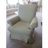 Image 1 : GOLD COLORED UPHOLSTERED CHAIR
