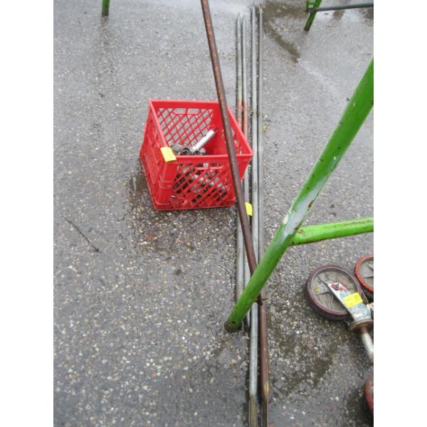 2 SCAFFOLD SCISSOR BARS (DIFFERENT LENGTHS) & RED CRATE OF EXTENDER PIECES