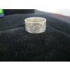 Image 2 : MEN'S SILVER W/NATIVE DESIGN RING, SIGNED RES 2001, SZ 12