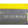 Image 5 : UNDERWOOD MANUAL VINTAGE TYPEWRITER