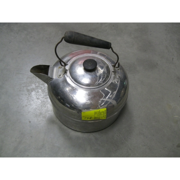 CHROME KETTLE