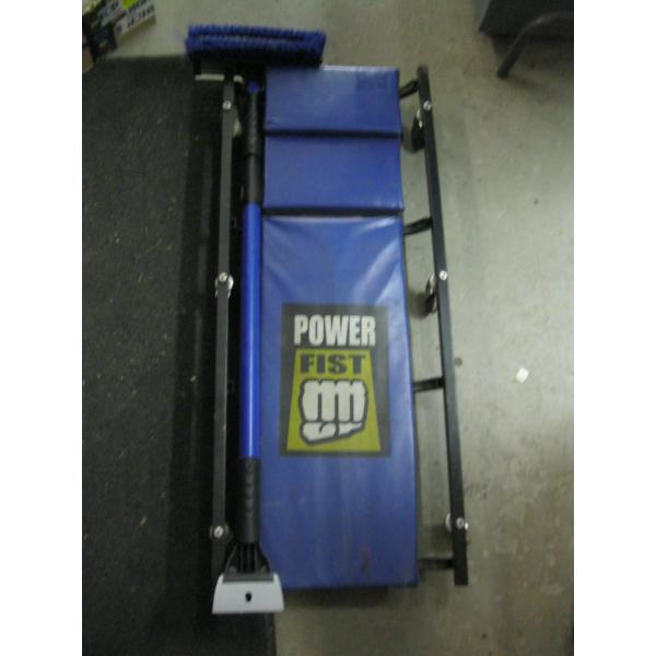 POWERFIST MECHANIC'S CREEPER & SNOWBRUSH