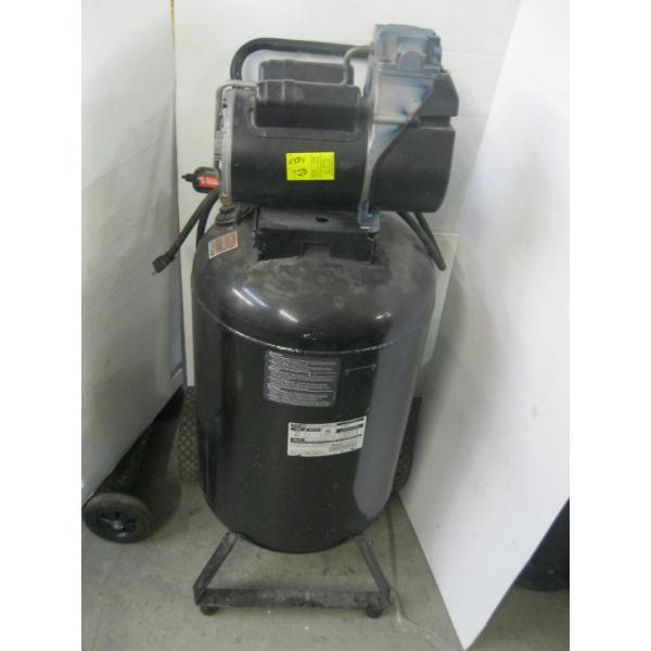 HUSKY 20GALLON AIR COMPRESSOR