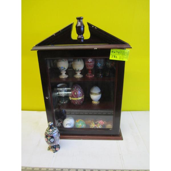 ASST. UKRAINIAN PAINTED EGGS, EGG HOLDERS, ETC.
